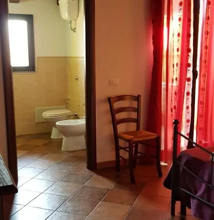 S' Accorru Bed & Breakfast SantʼAntìoco